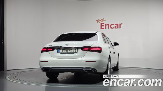 Mercedes-Benz E-Class из Кореи Encar