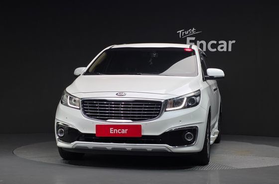 Kia Carnival 9-seater Prestige — пробег 176 609 км — фото 3 из 5
