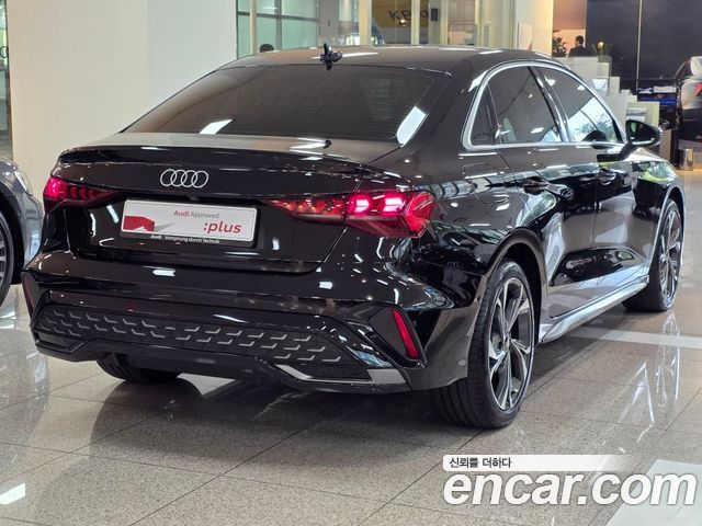 Audi A3 40 TFSI Premium — пробег 1 450 км — фото 2 из 5
