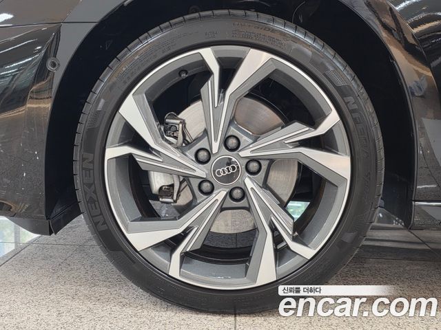 Audi A3 40 TFSI Premium — пробег 1 450 км — фото 5 из 5