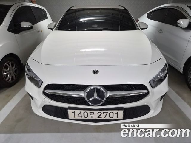 Mercedes-Benz A-Class A220 Hatchback — пробег 11 000 км — фото 3 из 5
