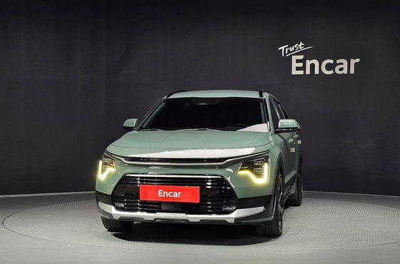 Kia Niro Signature — пробег 102 860 км — фото 3 из 5