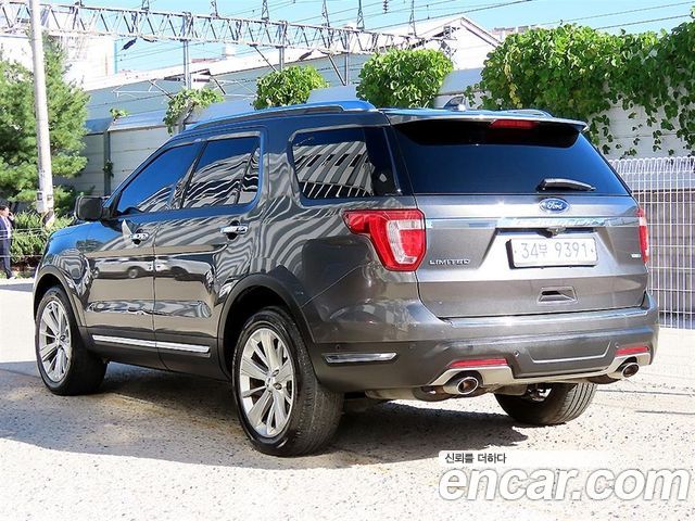 Ford Explorer 2.3 Limited 4WD 5th — пробег 62 778 км — фото 2 из 5