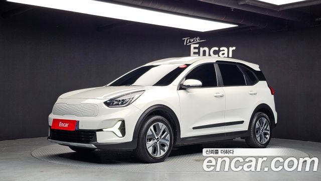 Kia Niro Air — пробег 162 576 км — фото 1 из 5