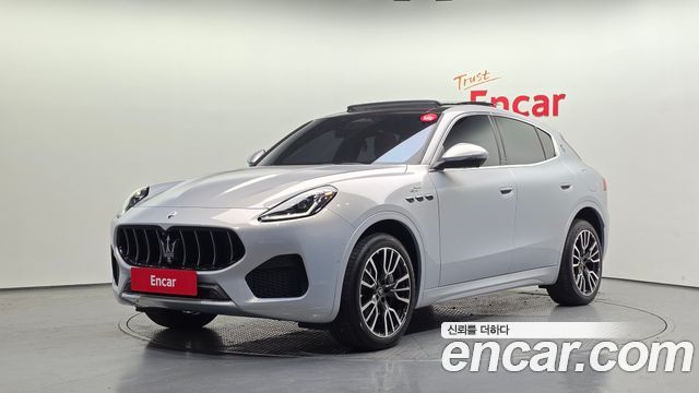 Maserati Grecale 2.0 AWD GT — пробег 70 210 км — фото 1 из 5