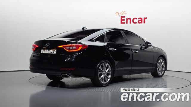 Hyundai Sonata 2.0 Premium Special — пробег 177 600 км — фото 2 из 5