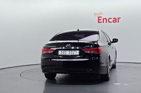 Hyundai Sonata CVVL Premium — пробег 143 991 км — фото 4 из 5