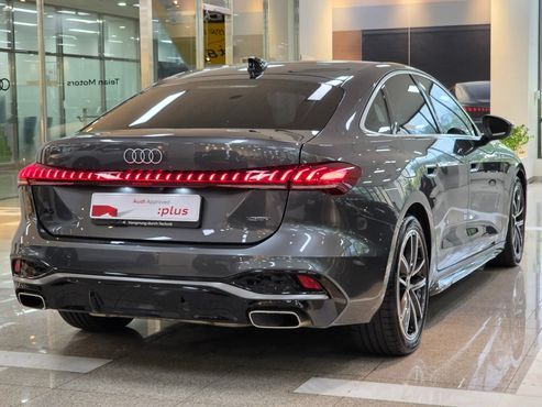 Audi A5 40 TFSI Quattro S Line — пробег 9 790 км — фото 2 из 5
