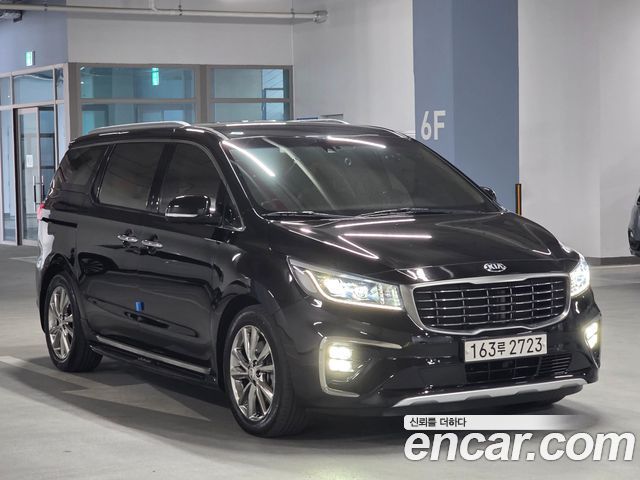 Kia Carnival 9-Seater Prstige — пробег 105 811 км — фото 2 из 5