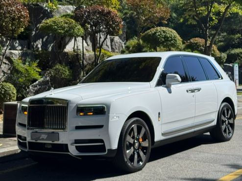 Rolls-Royce Cullinan 6.7 V12 — пробег 7 200 км — фото 1 из 5