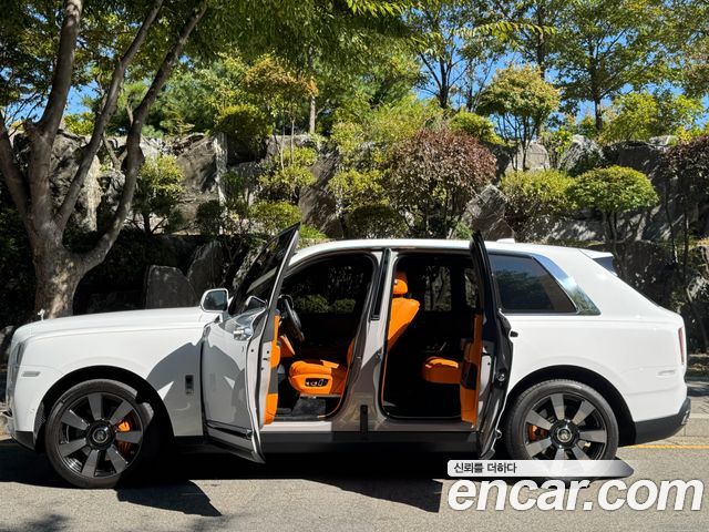 Rolls-Royce Cullinan 6.7 V12 — пробег 7 200 км — фото 4 из 5