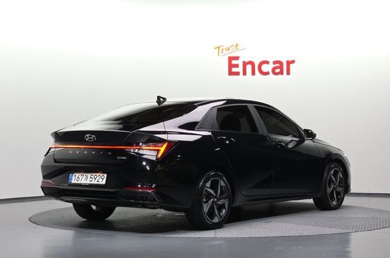 Hyundai AVANTE Inspiration — пробег 39 412 км — фото 2 из 5