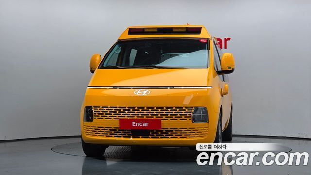 Hyundai Staria L3.5  Kinder Safety Car 11-Seater — пробег 53 715 км — фото 3 из 5