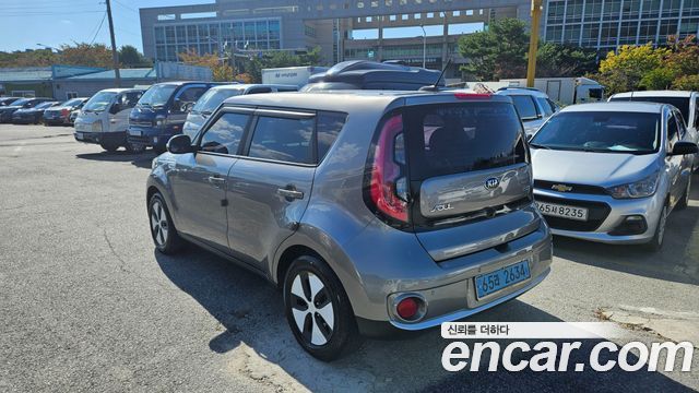 Kia Soul EV — пробег 145 956 км — фото 5 из 5