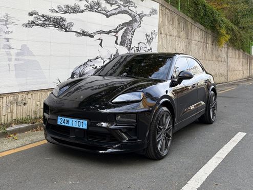 Porsche Macan Turbo — пробег 18 000 км — фото 1 из 5