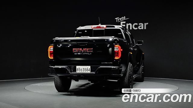 GMC Canyon 2.7T Denali — пробег 2 563 км — фото 4 из 5