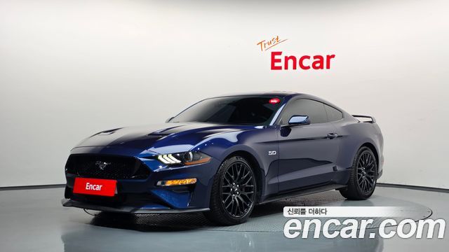 Ford Mustang GT Coupe — пробег 72 326 км — фото 1 из 5