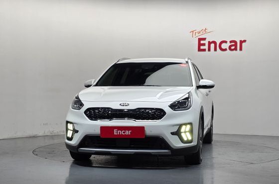 Kia Niro 1.6 HEV Noblesse Special — пробег 68 118 км — фото 3 из 5
