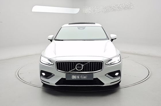 Volvo S60 B5 Ultimate Bright — пробег 34 960 км — фото 2 из 5