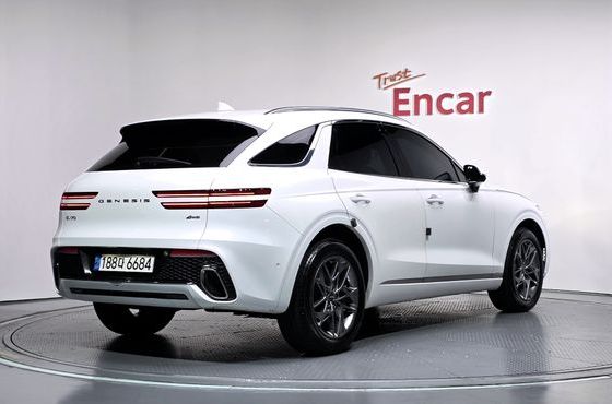 Genesis GV70 2.5T Gasoline AWD — пробег 27 360 км — фото 2 из 5
