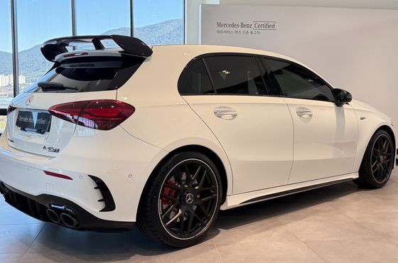 Mercedes-Benz A-Class AMG A45 S 4MATIC+ Hatchback — пробег 1 042 км — фото 4 из 5