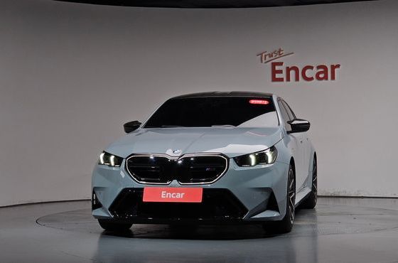 BMW M5 M5 Sedan — пробег 6 883 км — фото 3 из 5