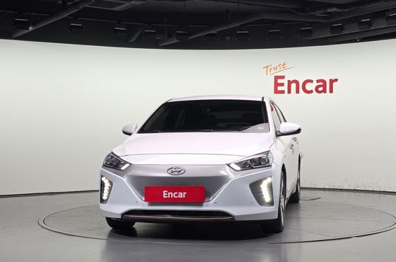 Hyundai Ioniq Q — пробег 178 174 км — фото 3 из 5