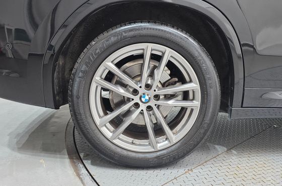 BMW X3 xDrive 20i M sports Online Exclusive Edition — пробег 40 021 км — фото 5 из 5