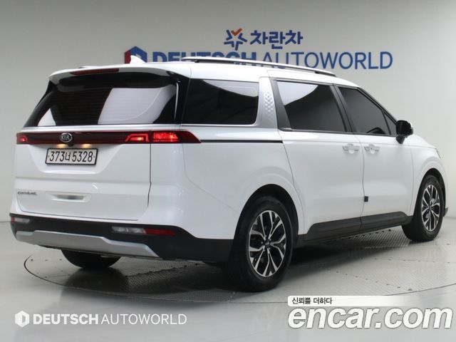 Kia Carnival из Кореи Encar