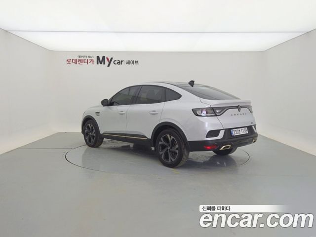 Renault (Samsung) Arkana 1.6 E-TECH Iconic Design Package — пробег 66 750 км — фото 3 из 5
