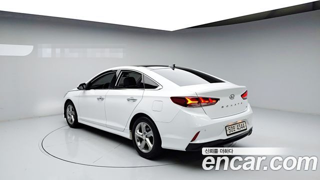 Hyundai Sonata 2.0 Smart — пробег 111 380 км — фото 4 из 5