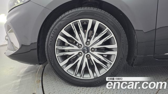 Kia K7 из Кореи Encar