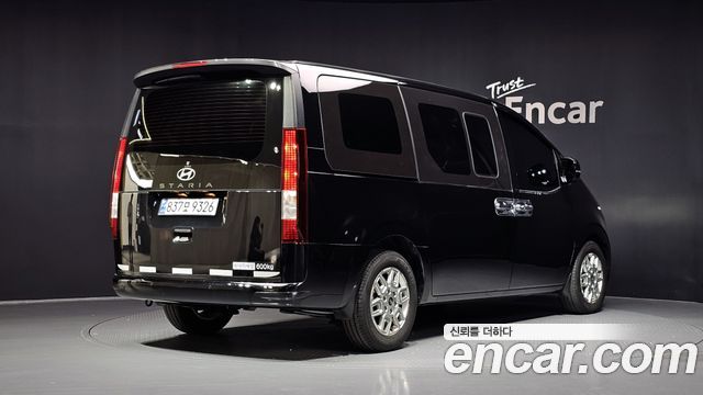 Hyundai Staria из Кореи Encar