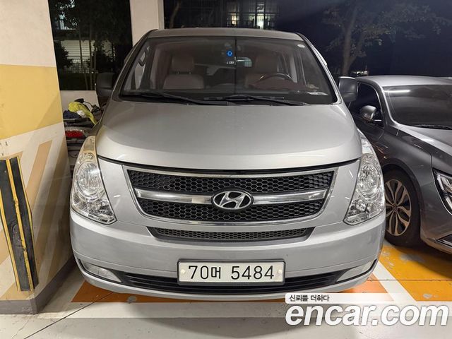 Hyundai Starex 11-Seater Wagon CVX Luxury — пробег 157 043 км