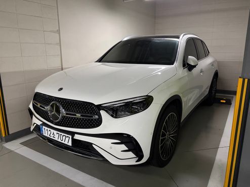 Mercedes-Benz GLC-Class GLC300 4MATIC AMG Line — пробег 1 824 км — фото 1 из 5