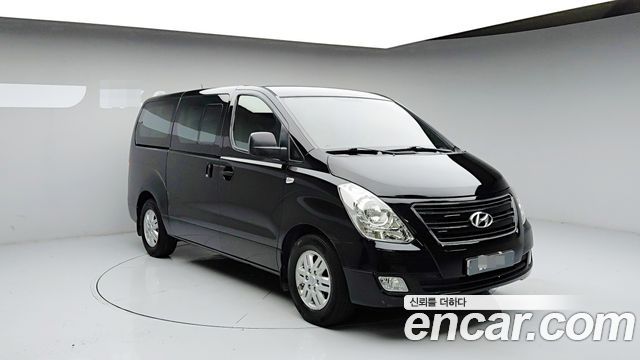 Hyundai Starex 12-Seater Wagon Smart — пробег 81 066 км — фото 3 из 5