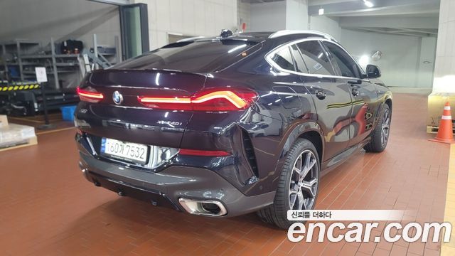 BMW X6 xDrive40i M Sport — пробег 51 187 км — фото 2 из 5