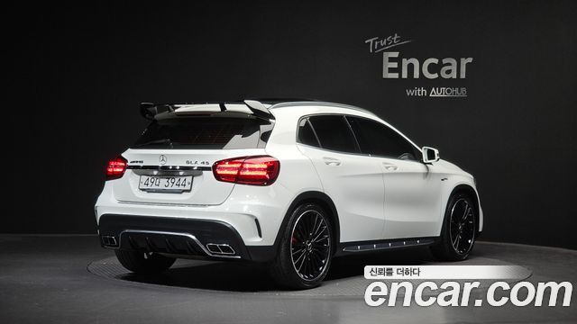 Mercedes-Benz GLA-Class GLA45 AMG 4MATIC — пробег 104 796 км — фото 2 из 5