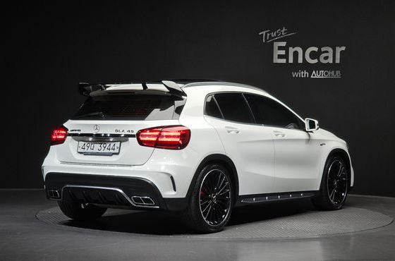 Mercedes-Benz GLA-Class GLA45 AMG 4MATIC — пробег 104 796 км — фото 2 из 5