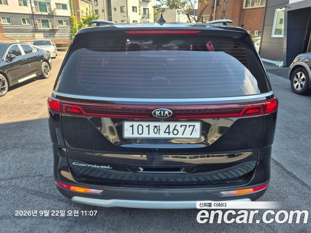 Kia Carnival Diesel 9-Seater Prestige — пробег 147 000 км — фото 4 из 5