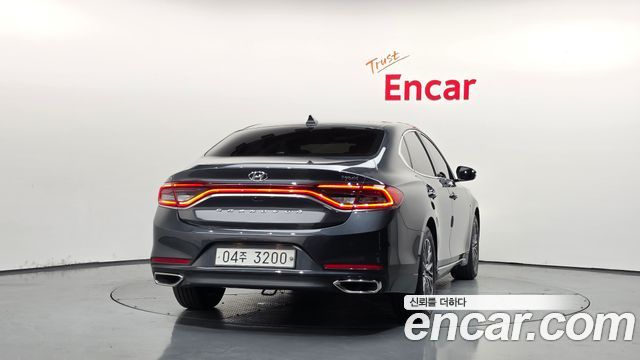 Hyundai Grandeur Premium — пробег 78 418 км — фото 4 из 5
