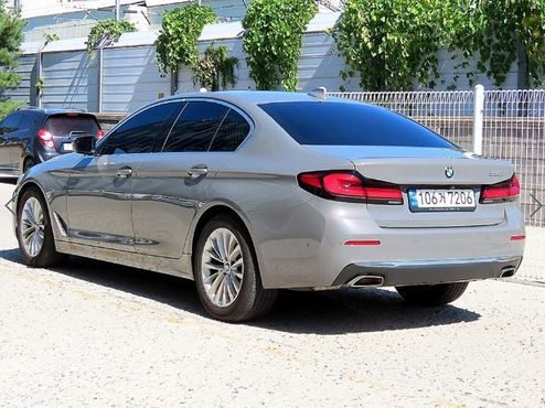 BMW 5-Series 520i Luxury — пробег 80 614 км — фото 3 из 5