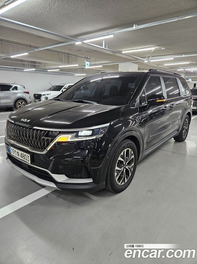 Kia Carnival Diesel 9-Seater Prestige — пробег 104 504 км — фото 1 из 5