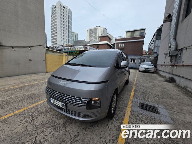 Hyundai Staria Tourer 11-Seater Modern — пробег 15 000 км — фото 3 из 5