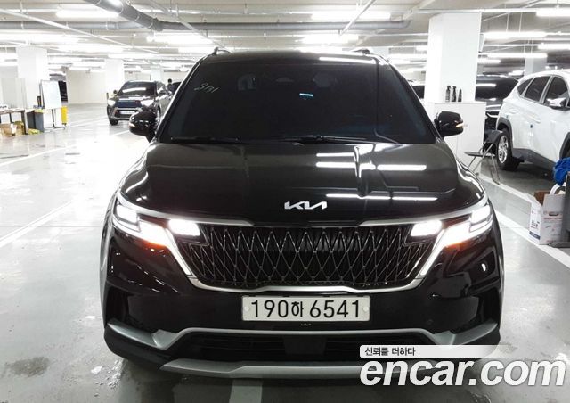 Kia Carnival Diesel 9-Seater Prestige — пробег 120 688 км — фото 1 из 5