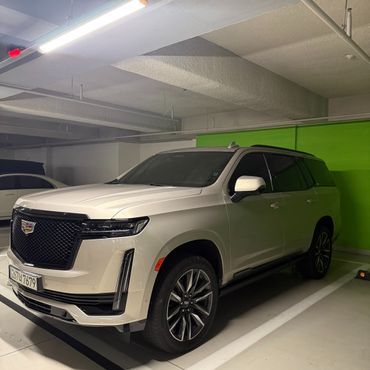 Cadillac Escalade 6.2 Sports Platinum — пробег 25 500 км — фото 2 из 5