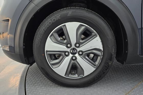 Kia Niro Prestige — пробег 132 613 км — фото 5 из 5