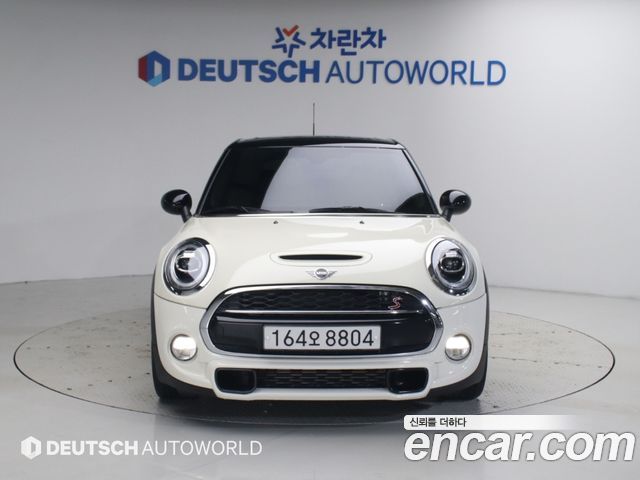 Mini Cooper 5Door Standard 3rd — пробег 31 247 км — фото 3 из 5