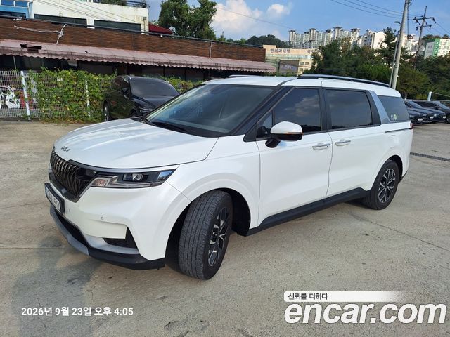 Kia Carnival Diesel 9-Seater Prestige — пробег 82 000 км — фото 1 из 5