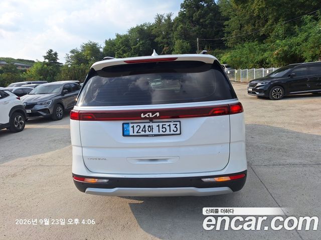 Kia Carnival Diesel 9-Seater Prestige — пробег 82 000 км — фото 4 из 5